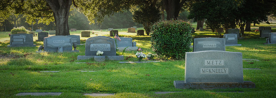 Famous Gravesites of Roselawn Memorial Park